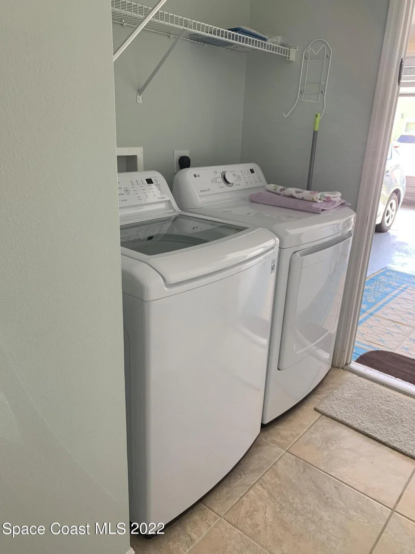 Photo of 982 Shaw Circle