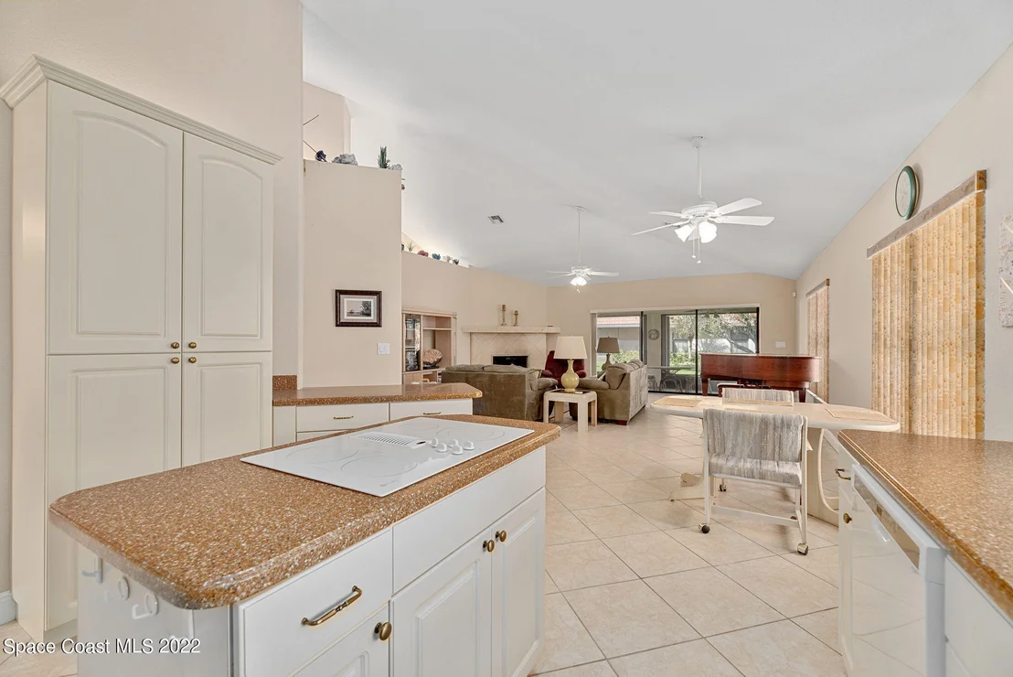 Photo of 1655 James Circle