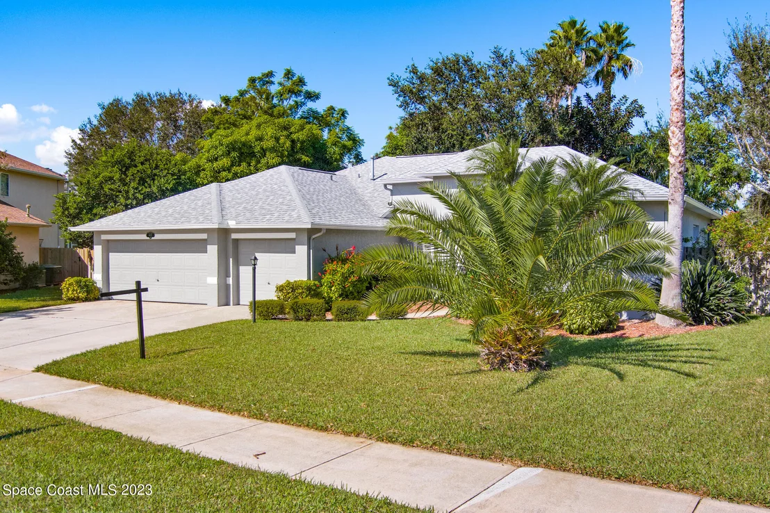 Photo of 6037 Arlington Circle