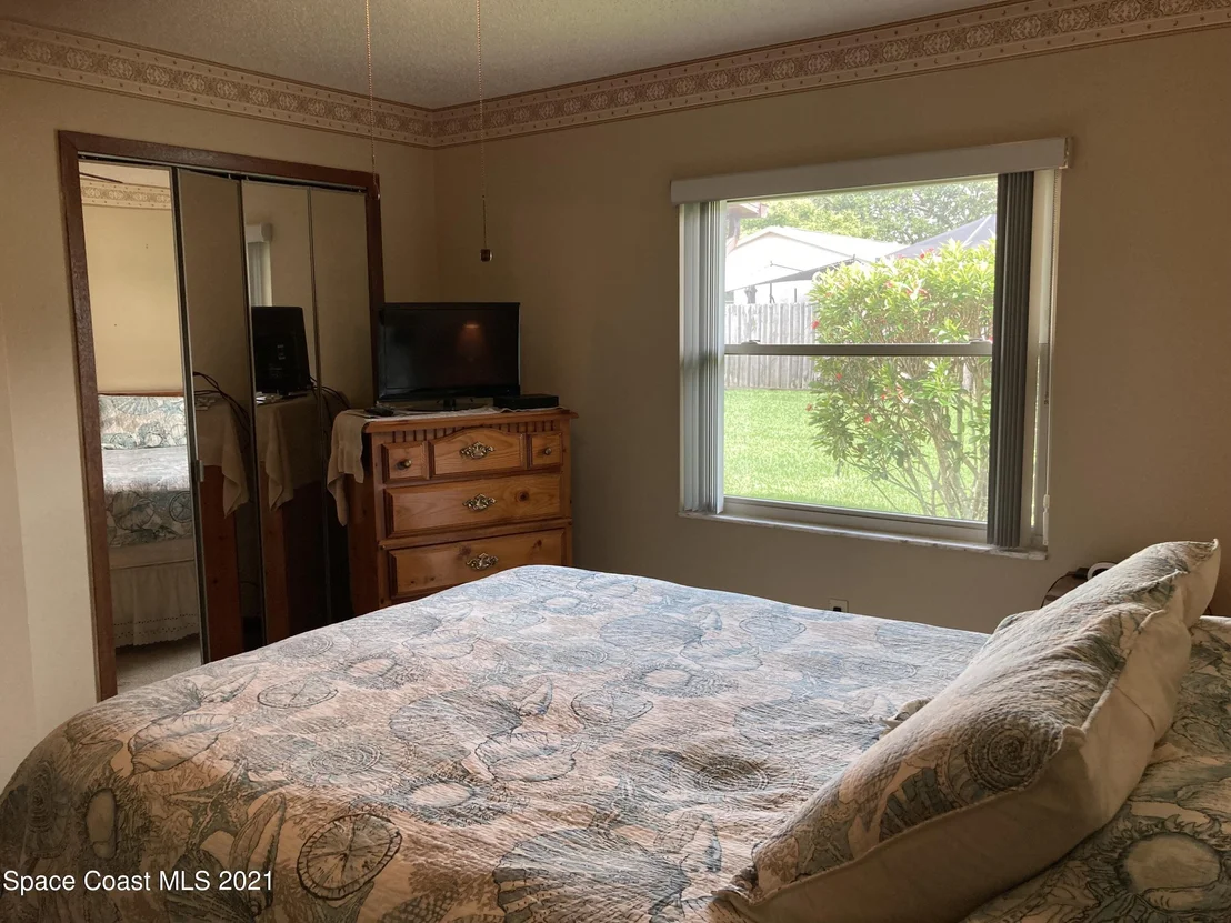 Photo of 842 Westport Drive