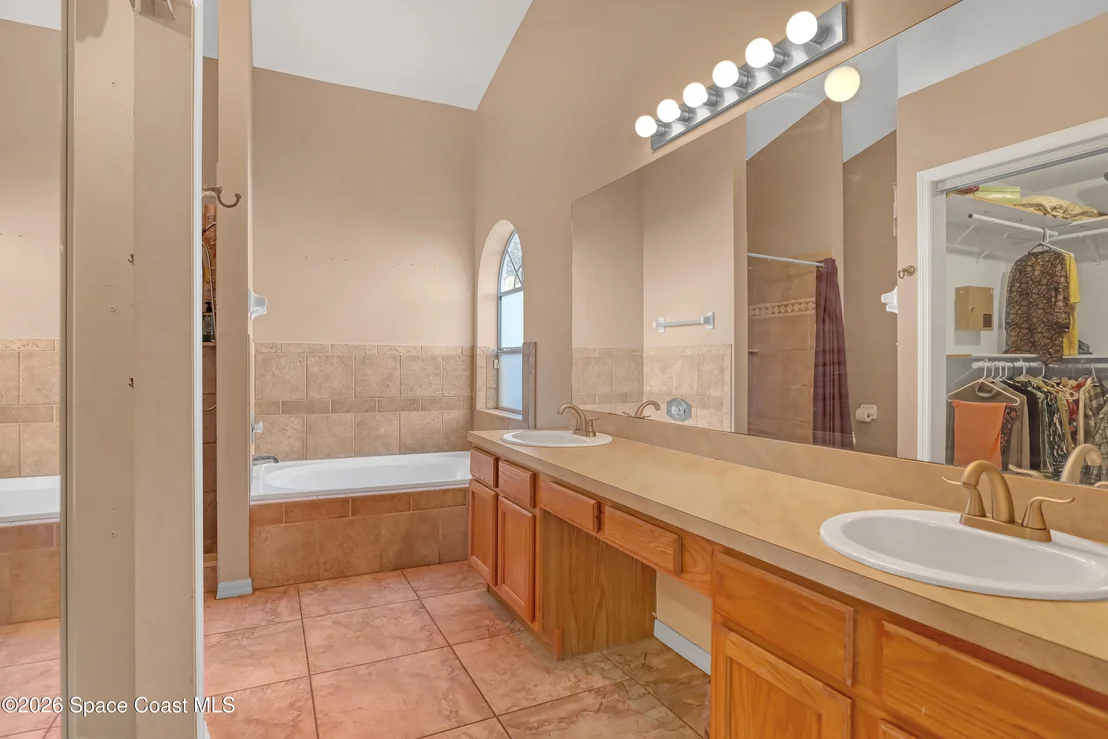 Photo of 3337 Meadowridge Drive