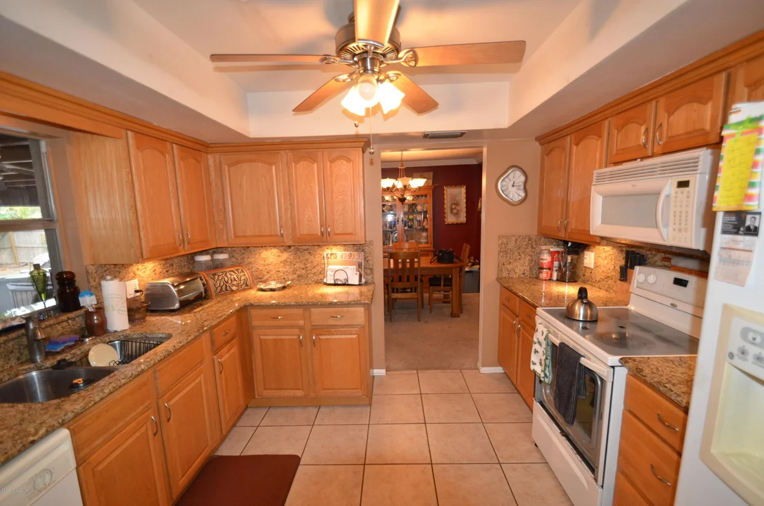 Photo of 440 1st Avenue