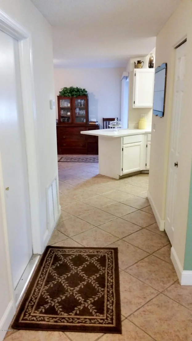 Photo of 6630 Cecil Road