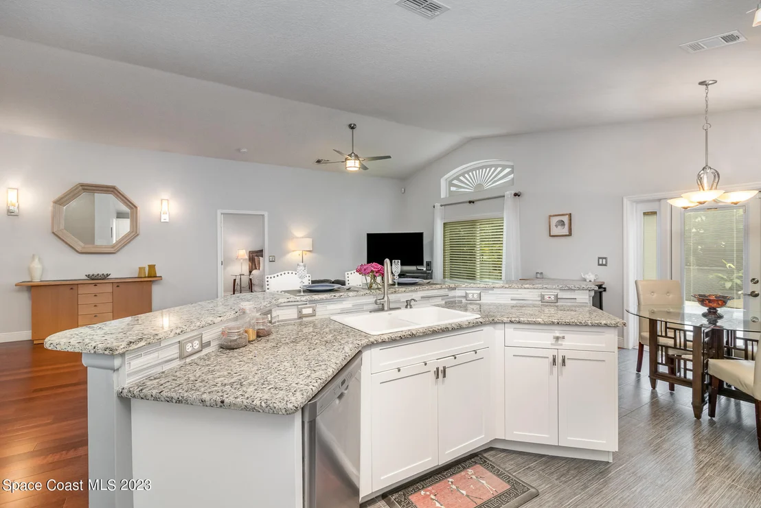 Photo of 565 Brimwood Way