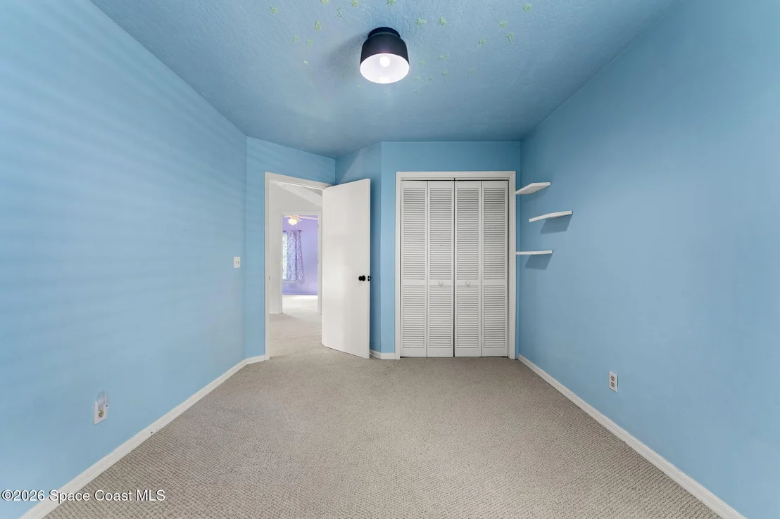 Photo of 220 Cardinal Drive