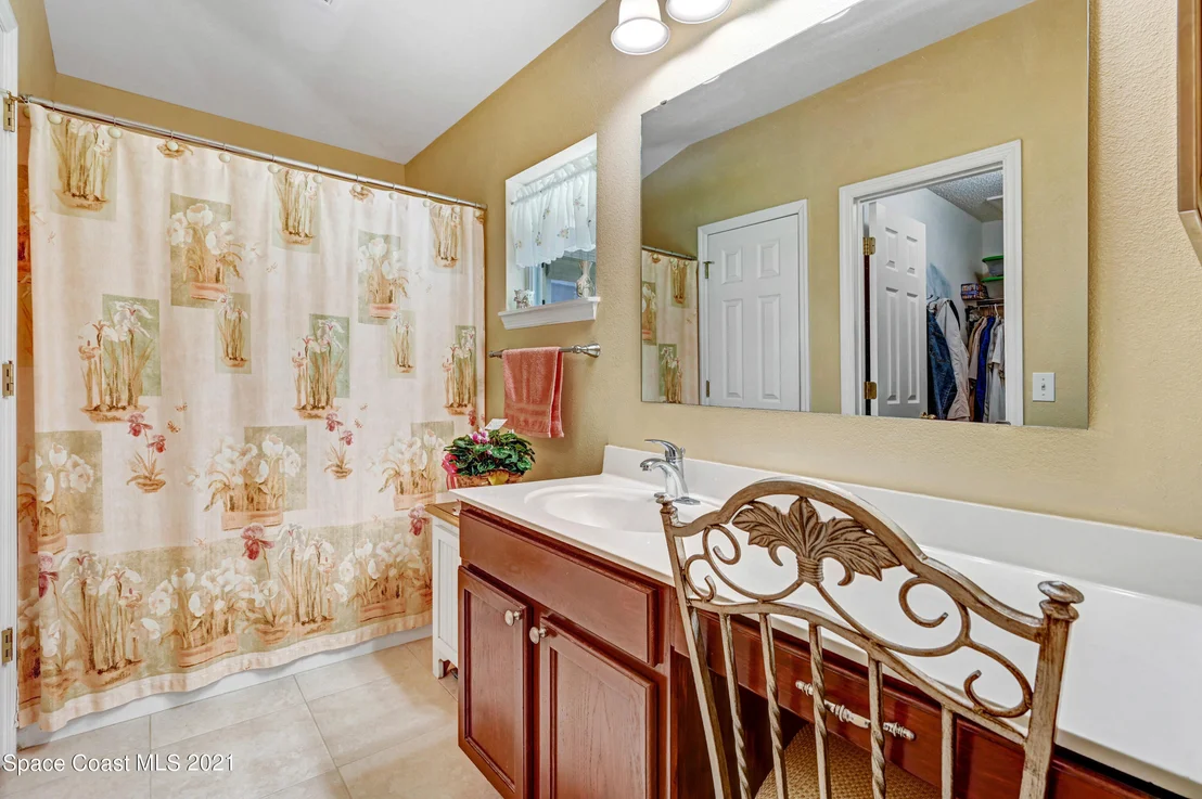 Photo of 2231 Spring Creek Circle NE