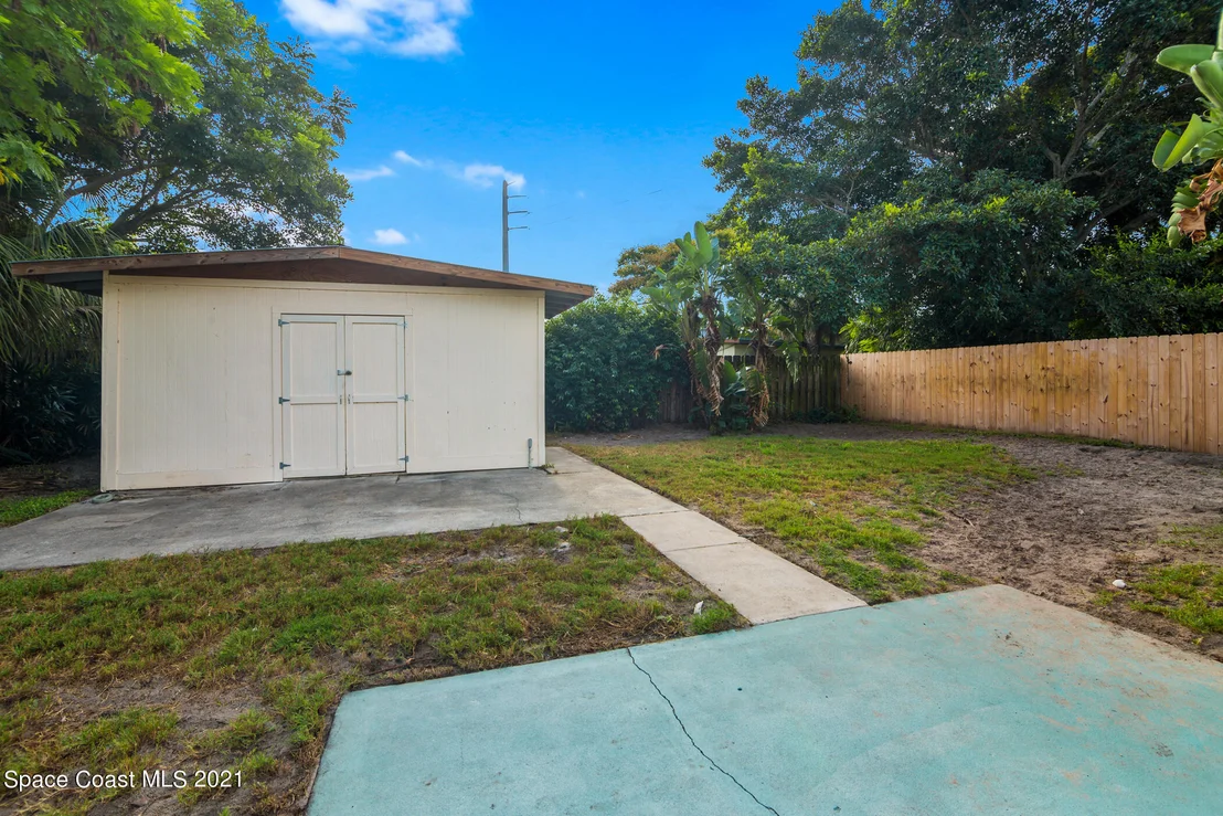 Photo of 1427 Hillcrest Drive