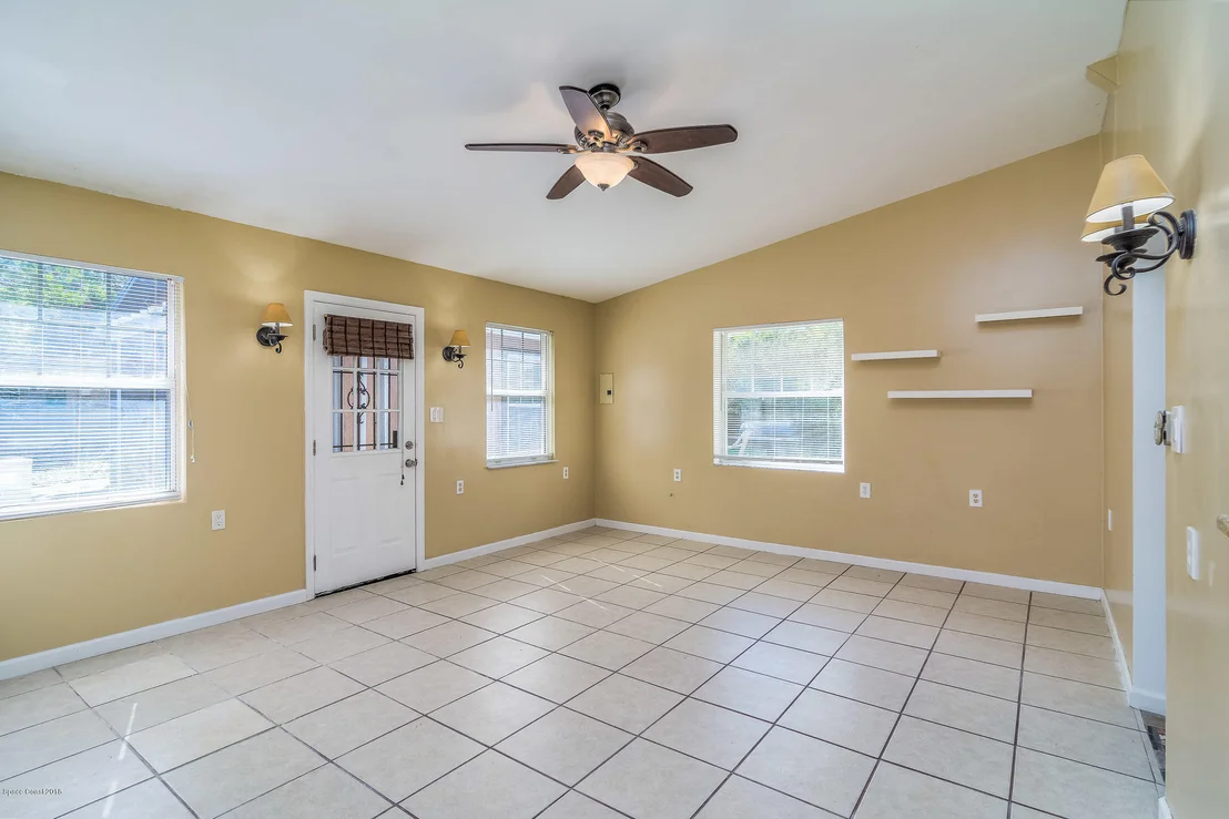 Photo of 428 Audubon Drive