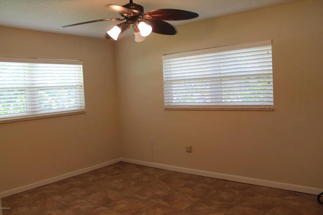 Photo of 1451 Anglers Drive NE