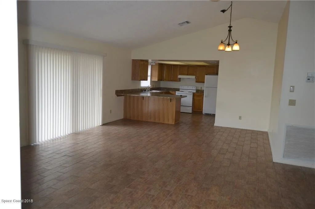 Photo of 162 Harris Drive