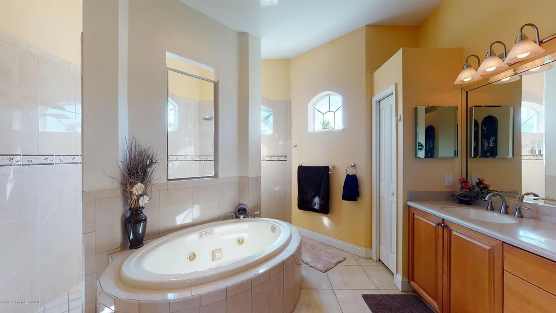 Photo of 1215 Starling Way