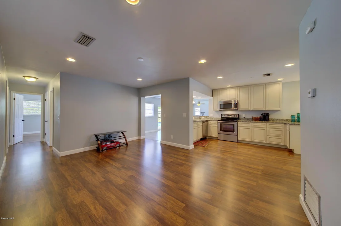 Photo of 1284 Troon Way