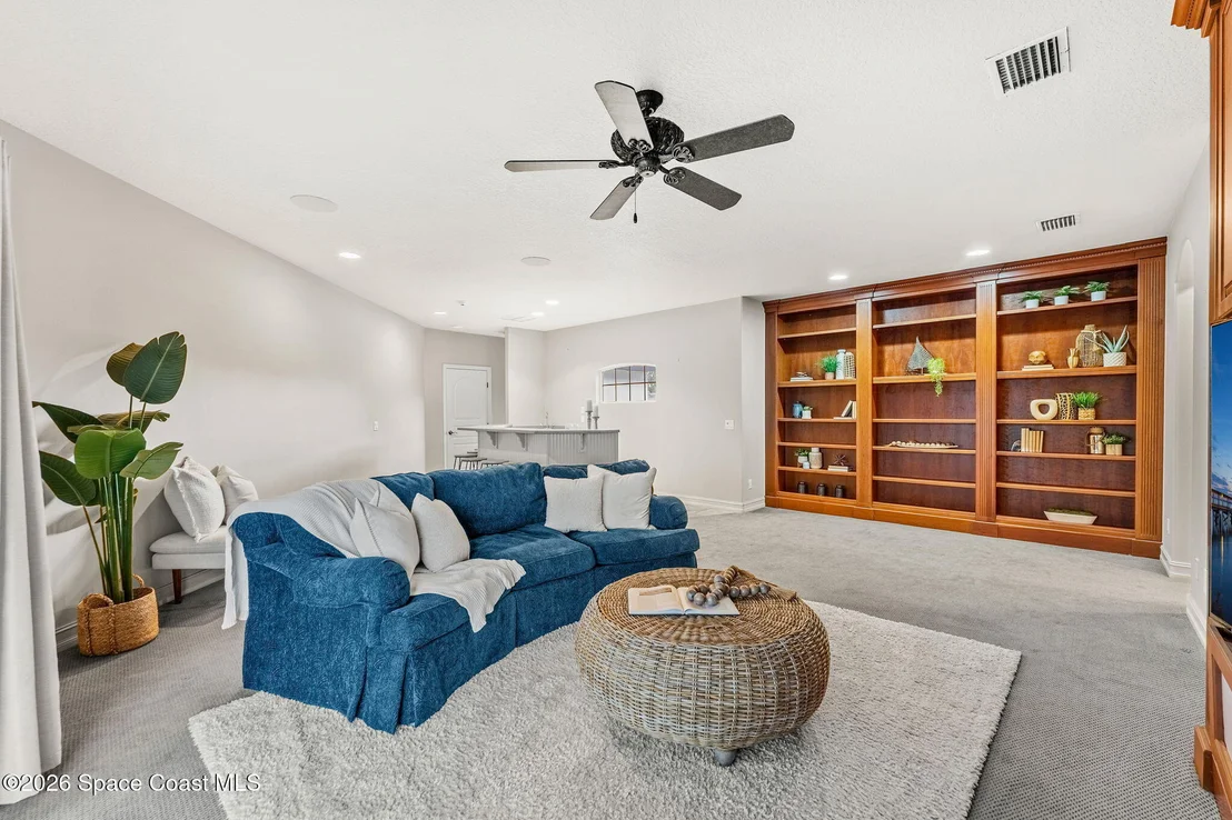 Photo of 804 Chatsworth Drive