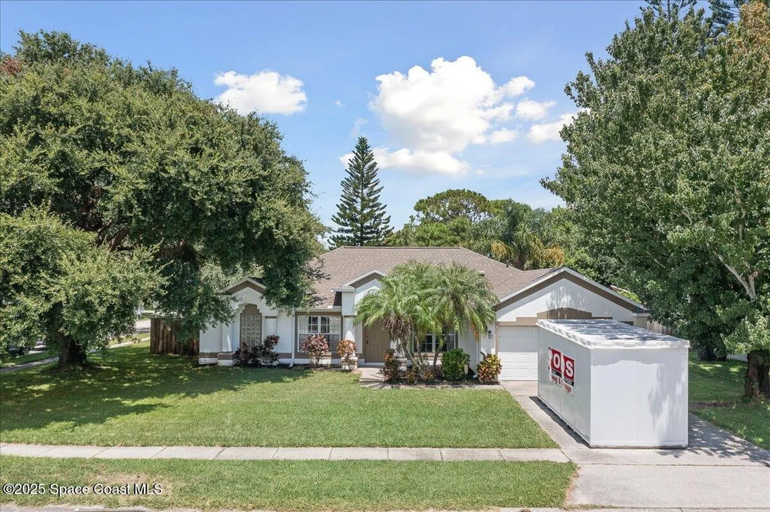Photo of 834 Saint Michel Drive