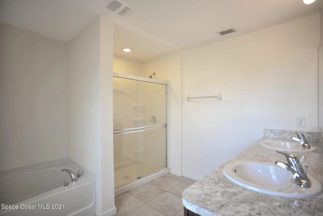 Photo of 2221 Mccormack Way