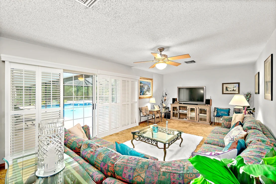Photo of 1255 Friday Road