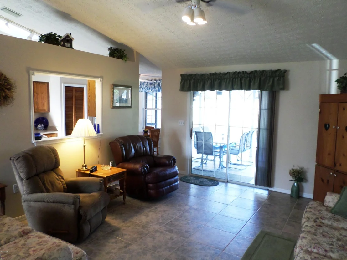 Photo of 6875 Cairo Road