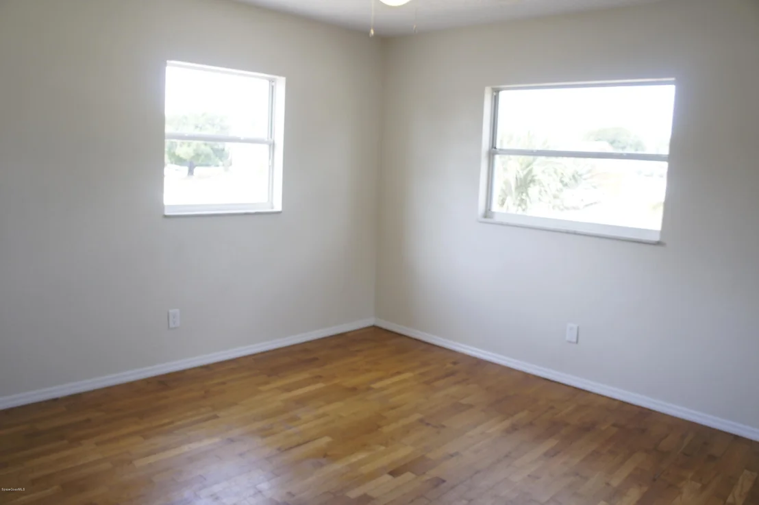 Photo of 565 Imperial Avenue