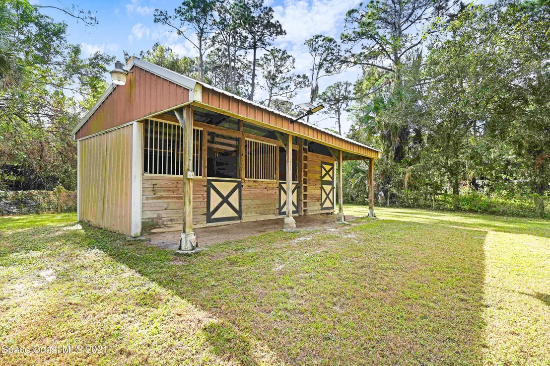 Photo of 2533 Meadow Lane