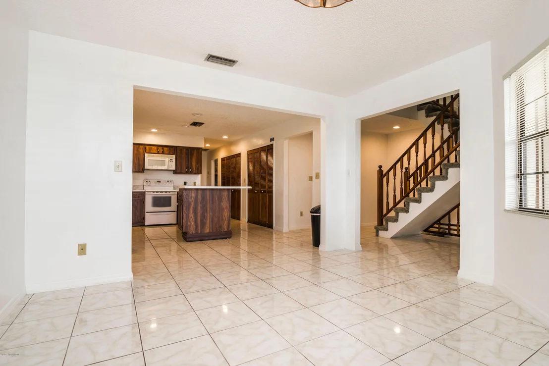 Photo of 2310 Holder Road