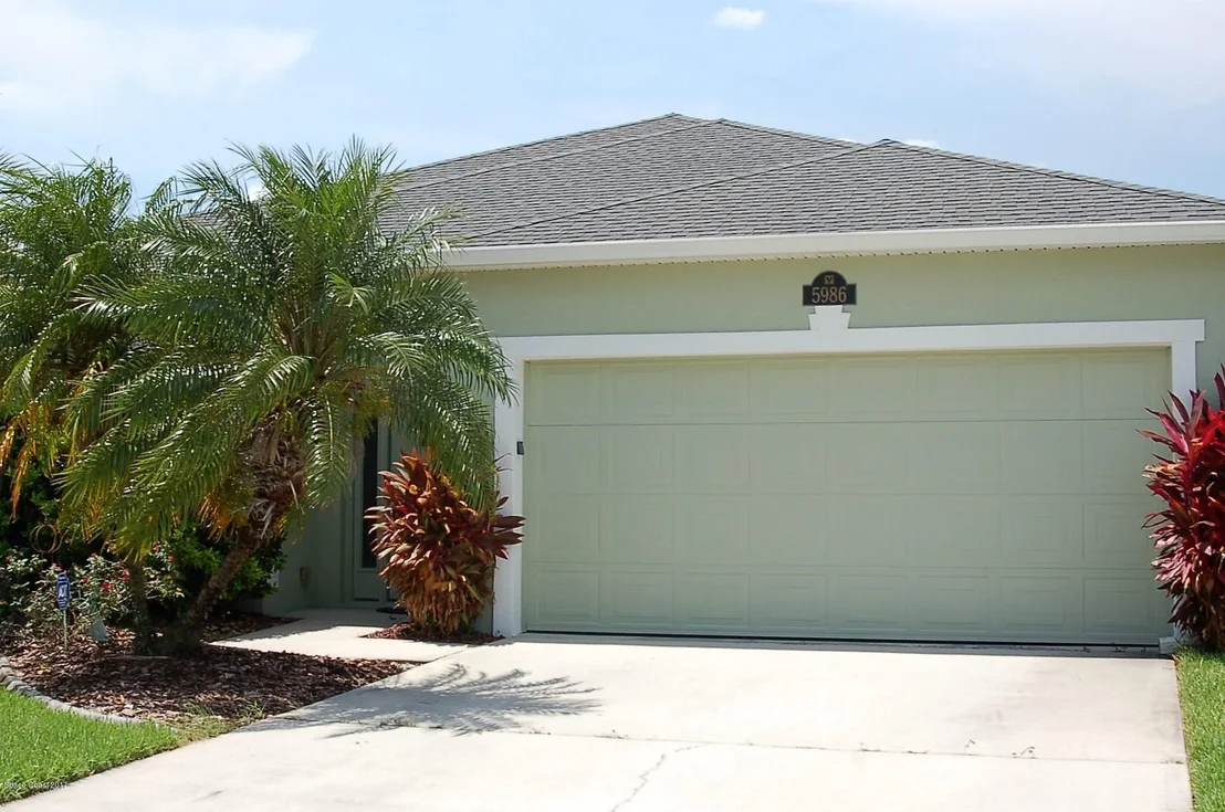 Photo of 5986 Indigo Crossing Drive
