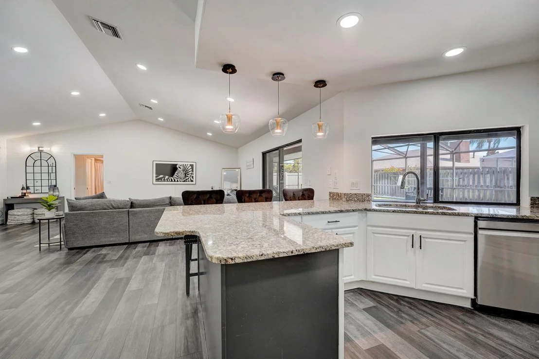 Photo of 2039 Bottlebrush Drive