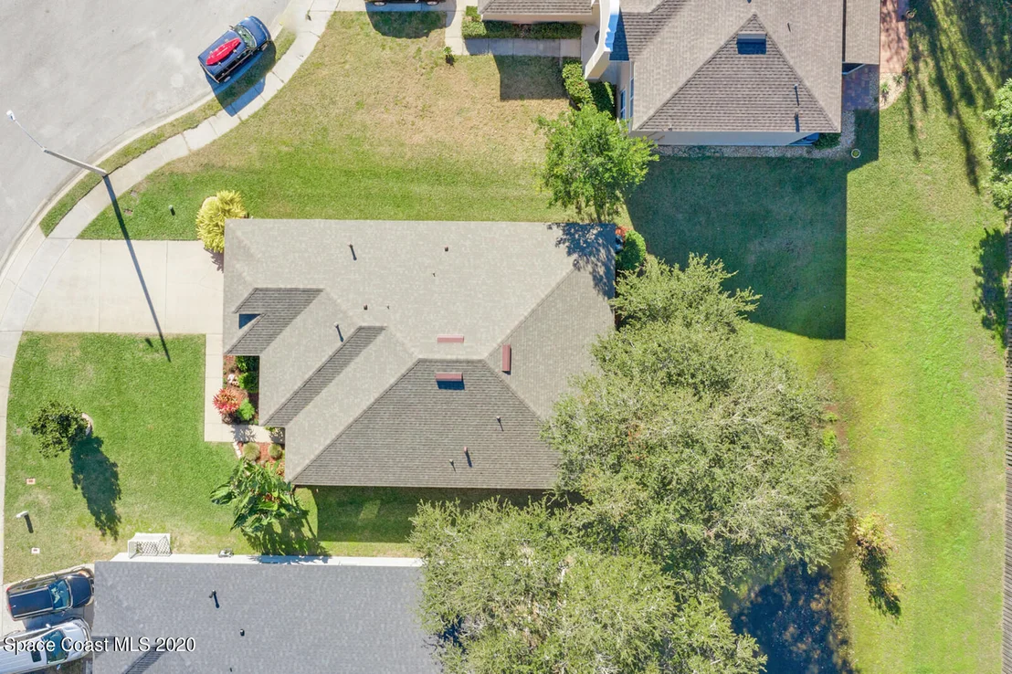 Photo of 957 Riviera Point Drive