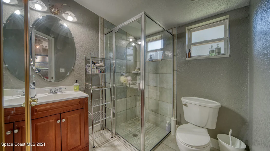 Photo of 1808 Oak Street