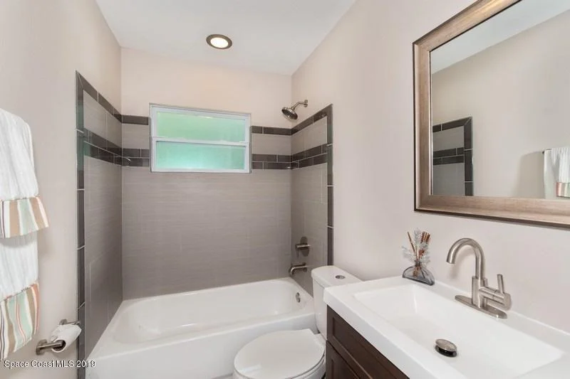 Photo of 2614 Locksley Road