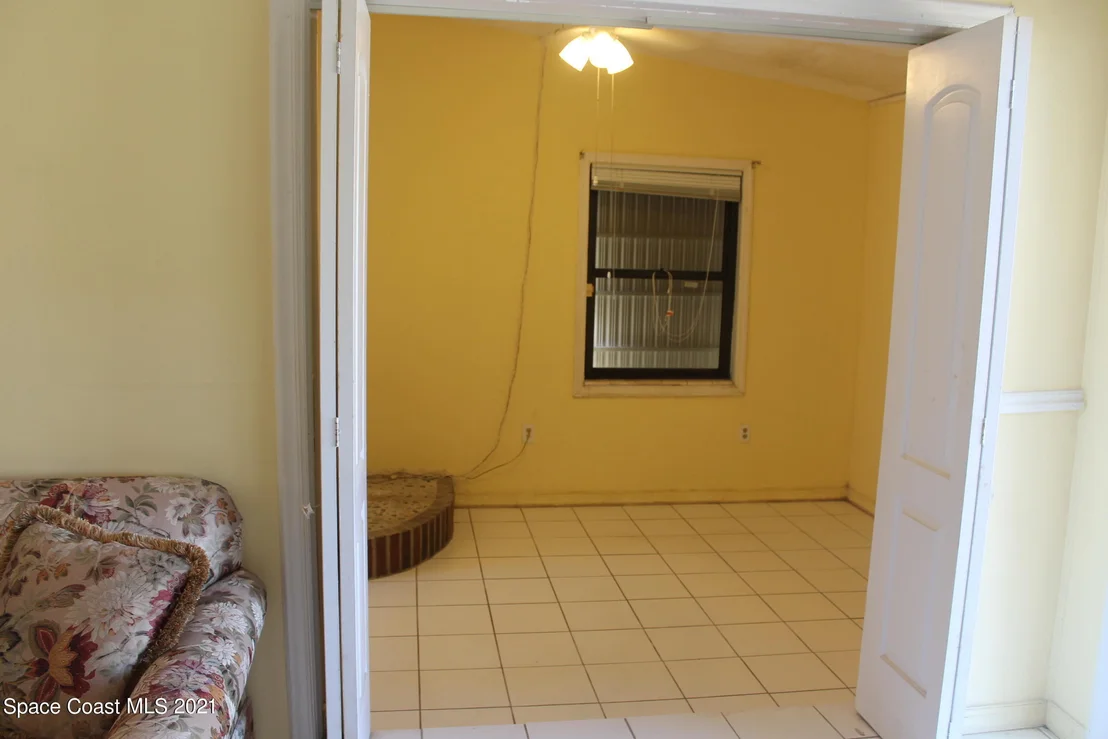Photo of 1054 Cable Lane NE