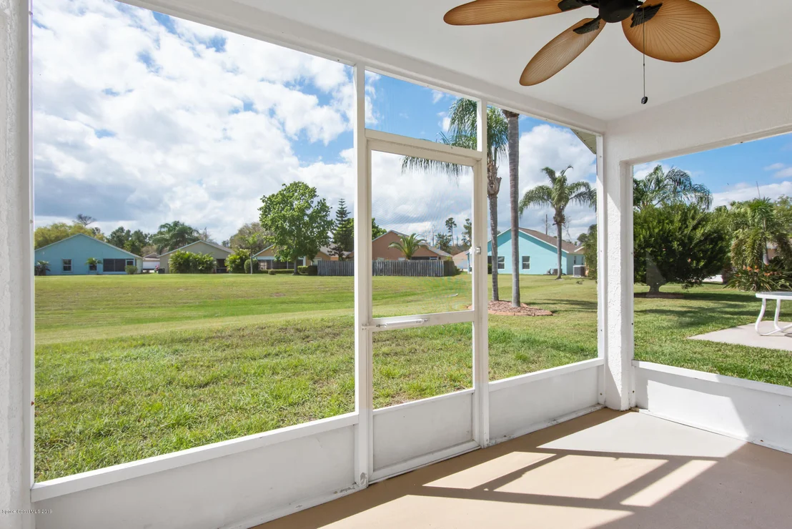 Photo of 1127 Pine Creek Circle NE
