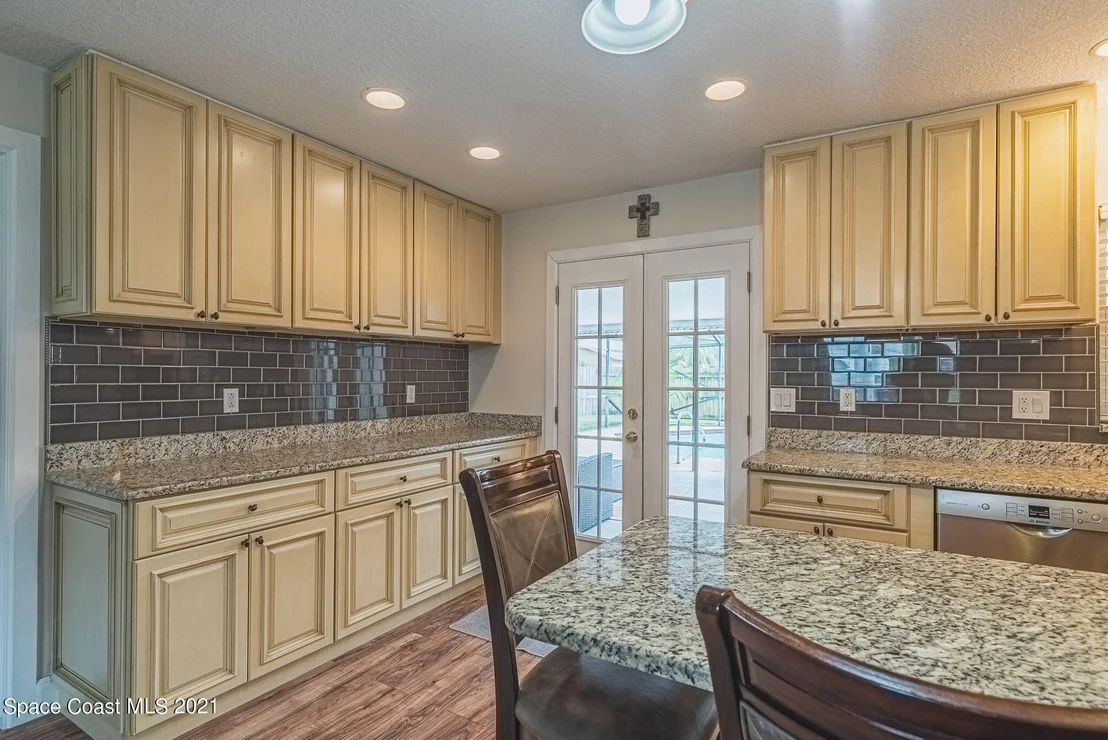 Photo of 845 Berkshire Drive