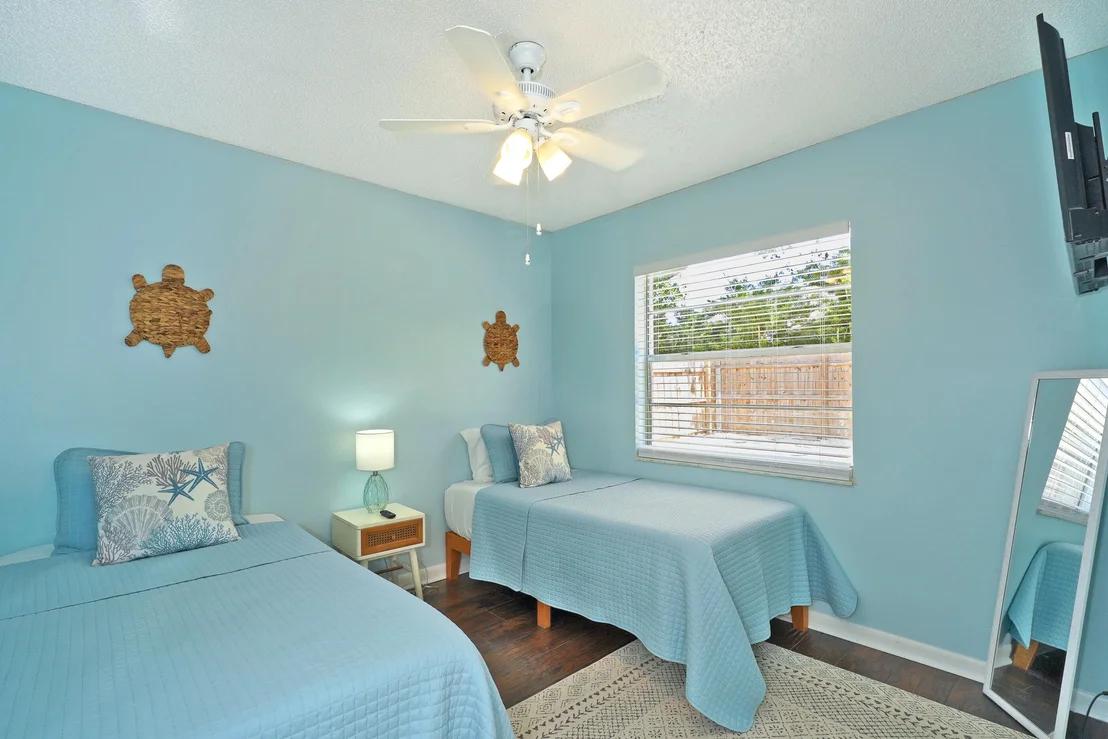 Photo of 832 Berkshire Drive