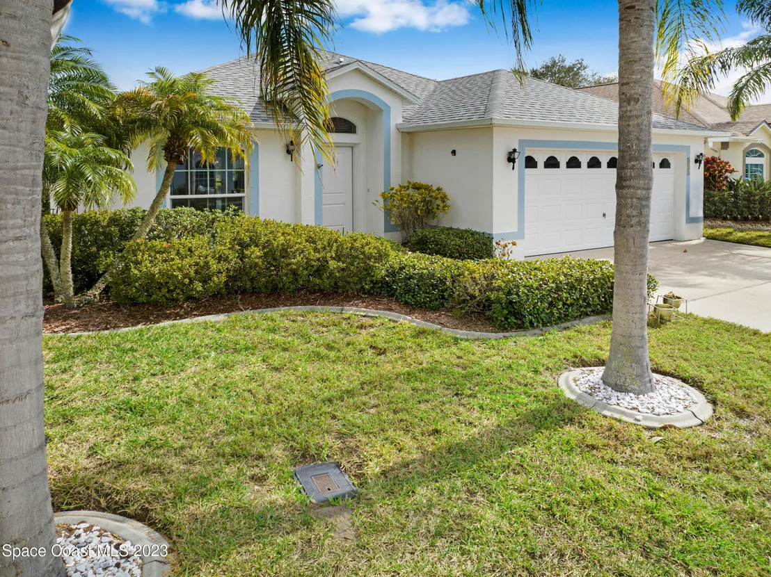 Photo of 895 Shaw Circle
