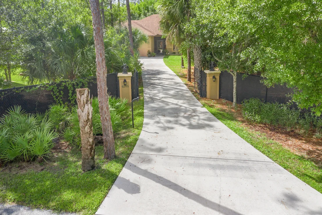 Photo of 4105 Magnolia Road