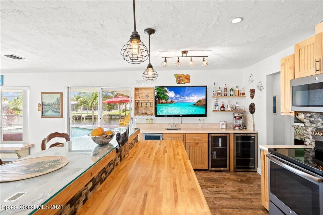 Photo of 458 Sandpiper Drive