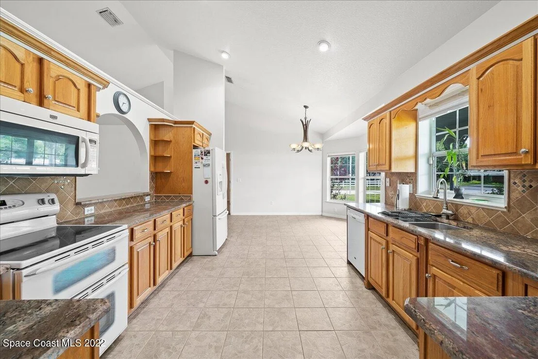 Photo of 3660 Burkholm Road