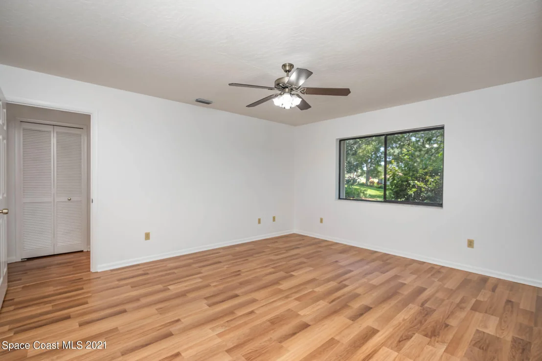 Photo of 1565 Freedom Drive