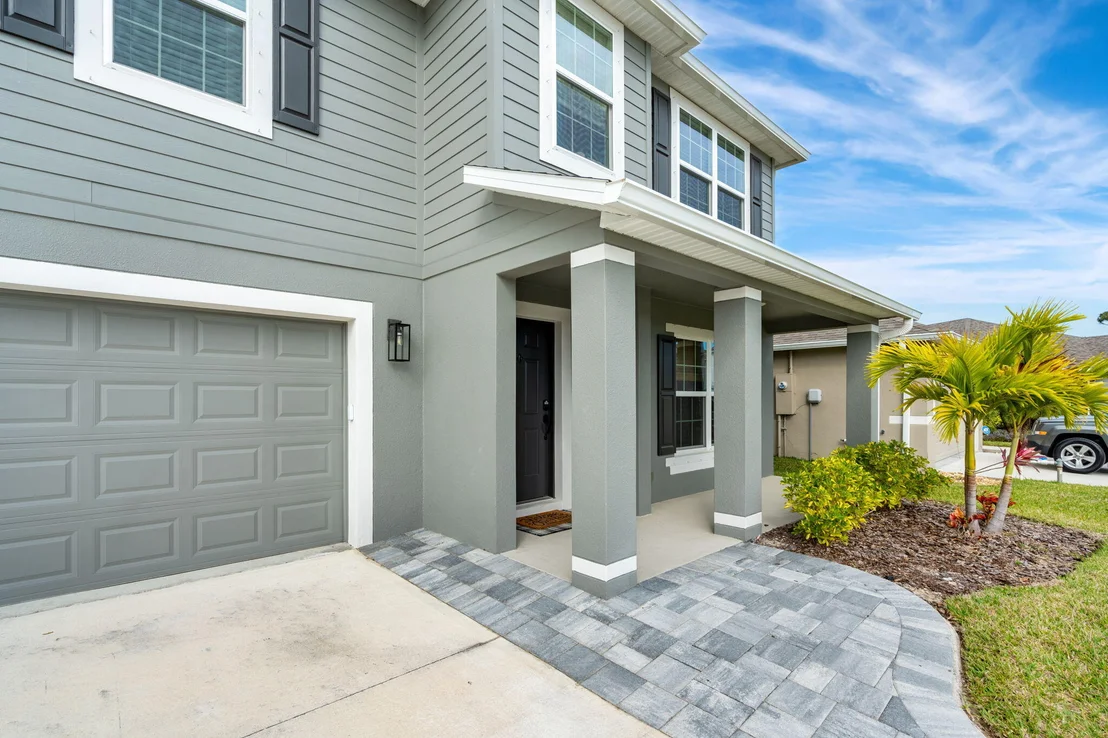Photo of 1059 Dania Circle NE
