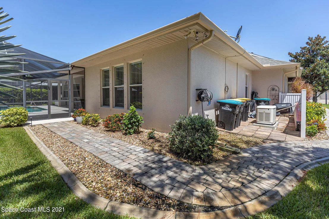 Photo of 170 Ridgemont Circle SE