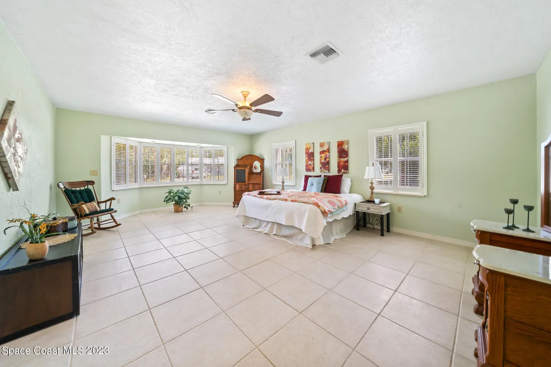Photo of 863 Pelican Lane