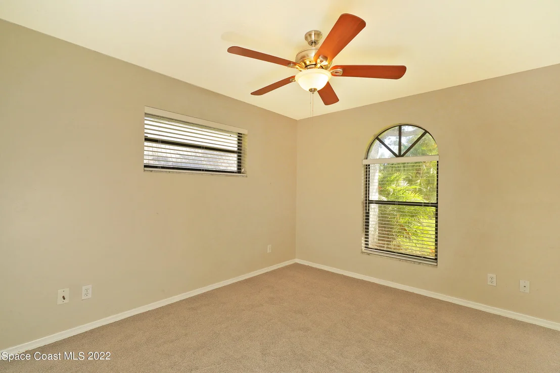 Photo of 452 Crystal Lake Drive
