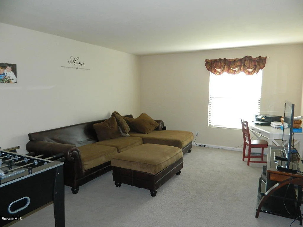 Photo of 295 Dryden Circle