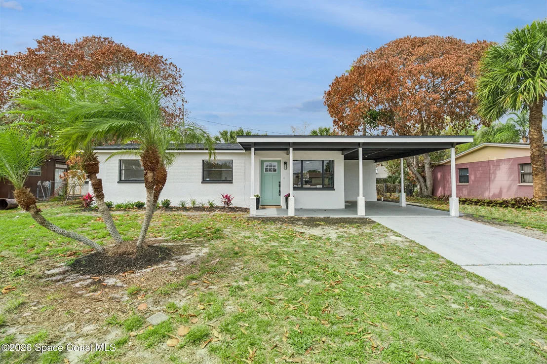 Photo of 3042 Plummer Circle