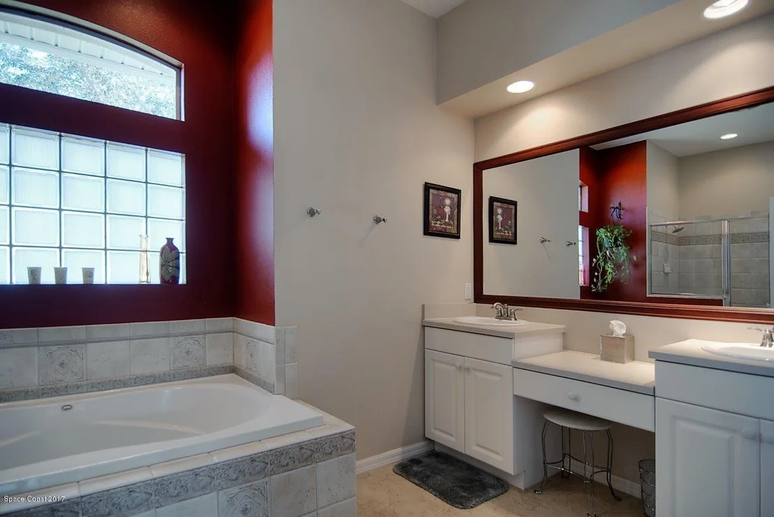 Photo of 6127 Arlington Circle