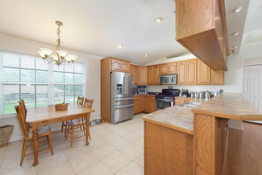 Photo of 4955 Evinrude Road