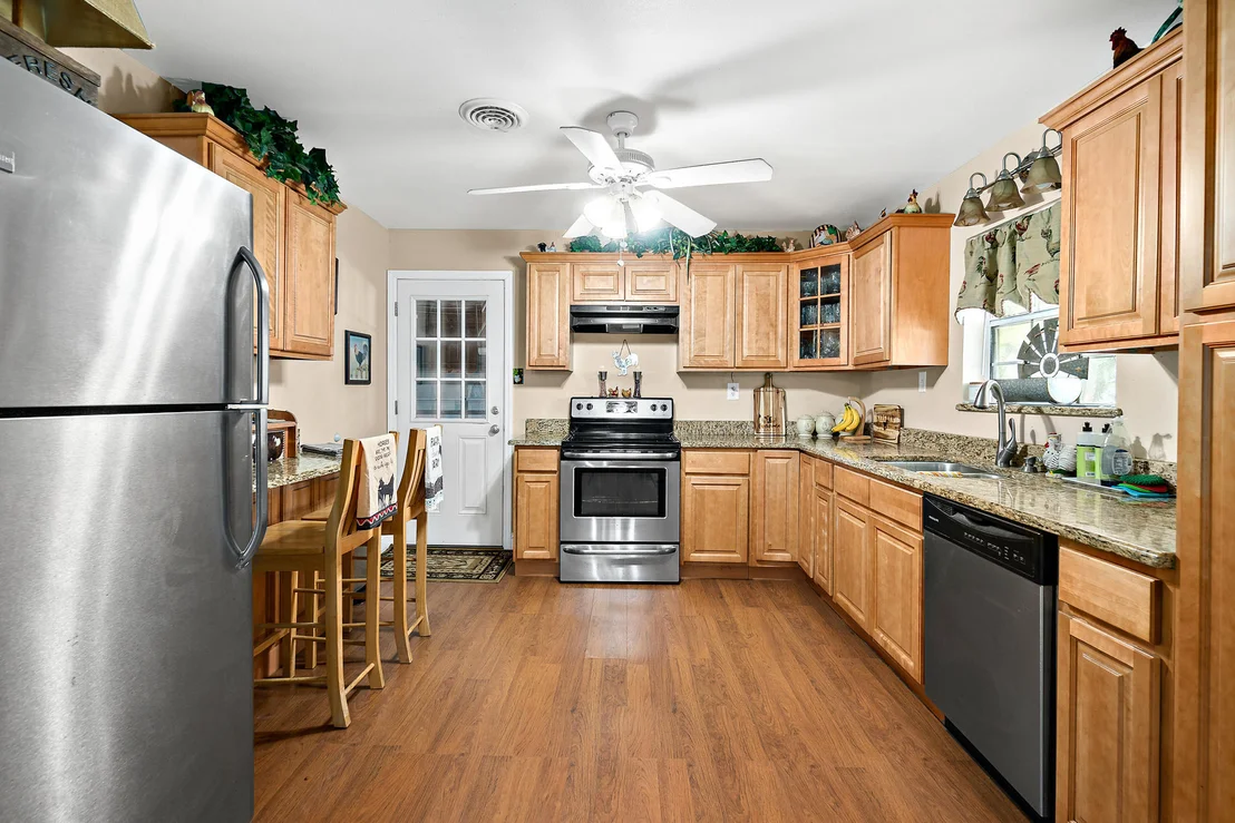 Photo of 3635 Hield Road