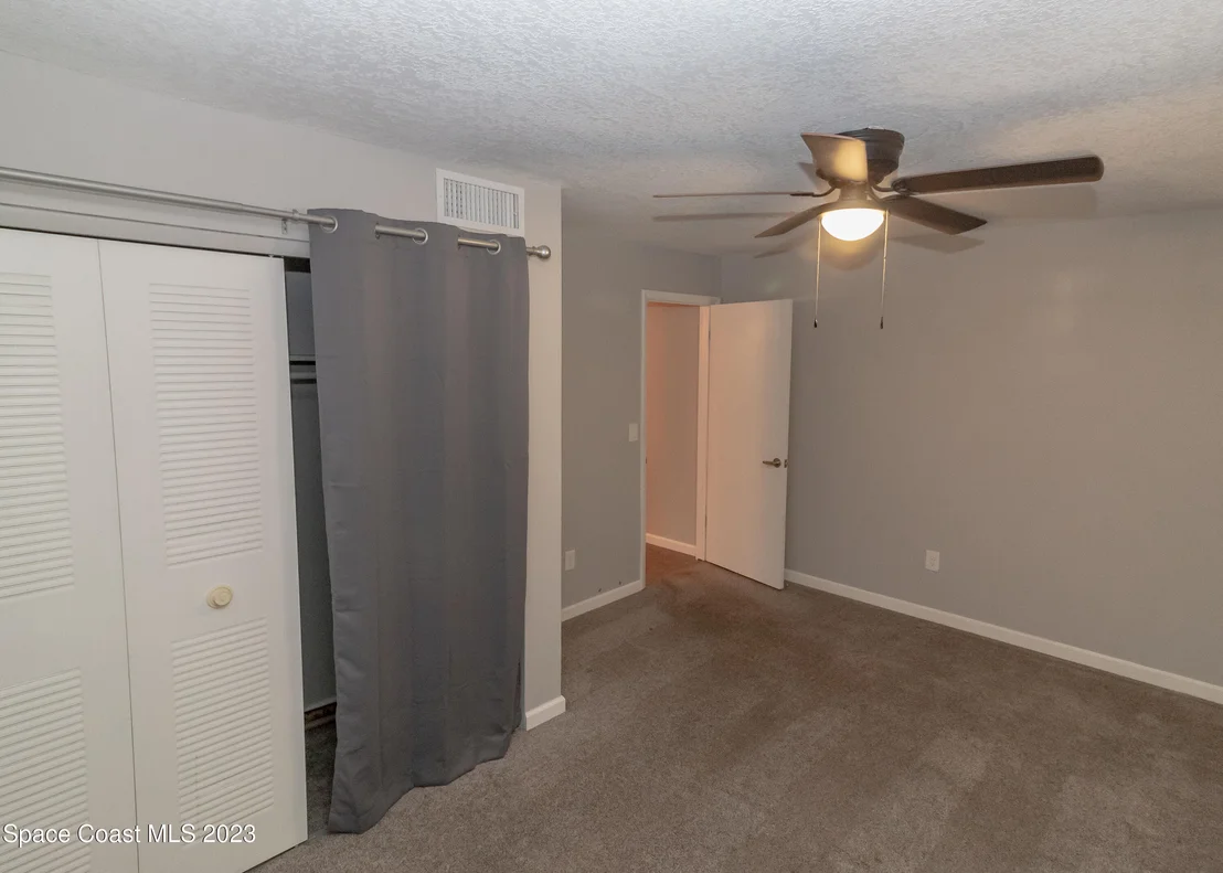 Photo of 800 Mark David Boulevard