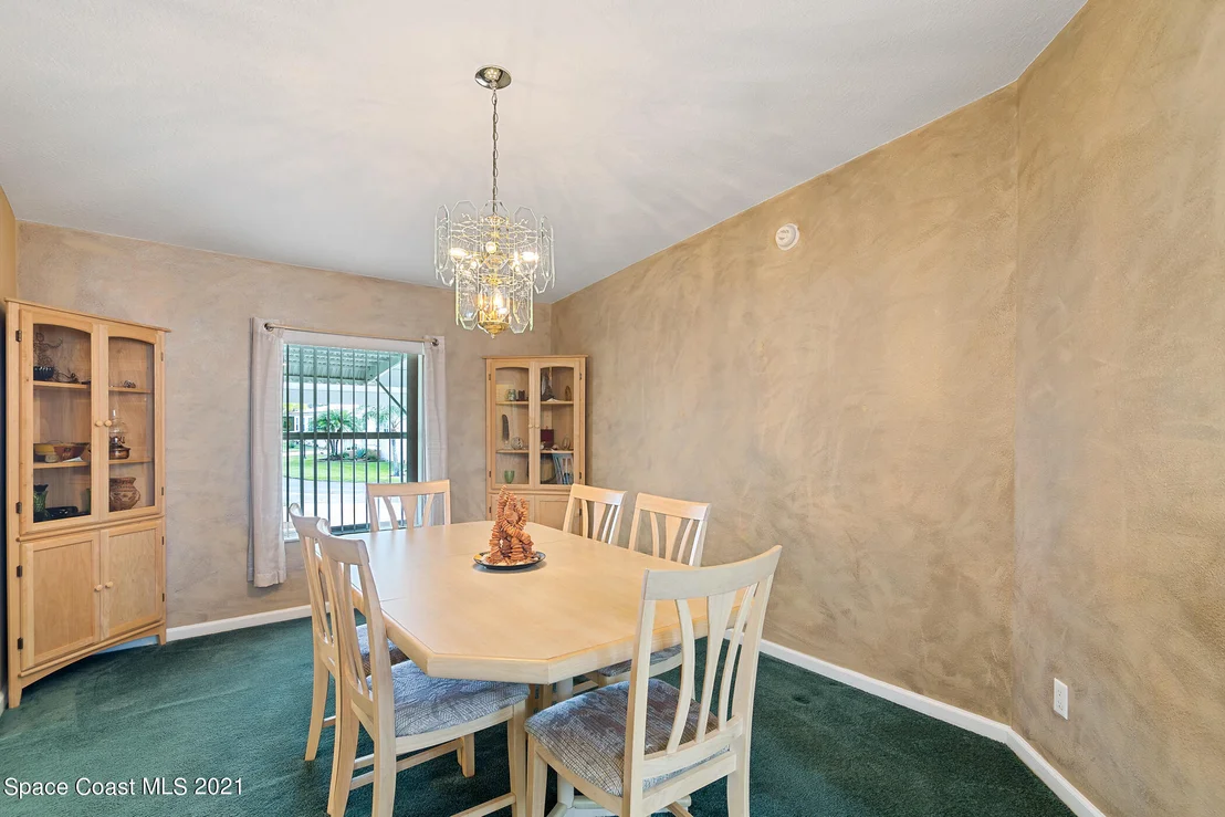 Photo of 245 Outer Drive