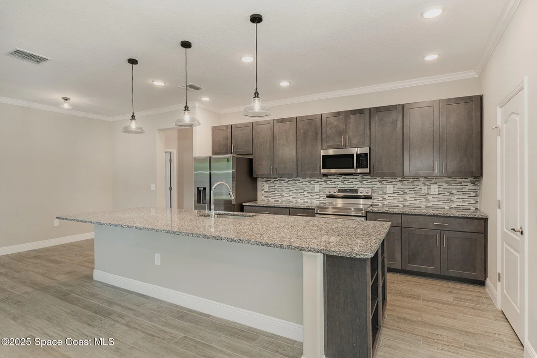 Photo of 2615 Carson Drive SE